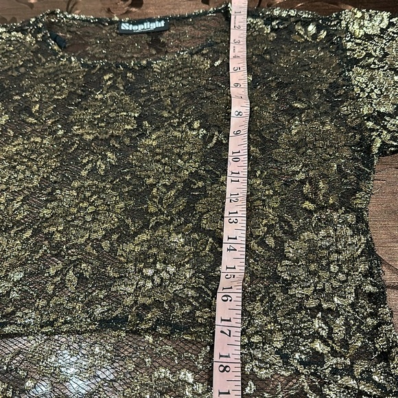 Stoplight Vintage 80s Lace Crop Fish Tail Top / Hi Lo Blouse / - Picture 7 of 11